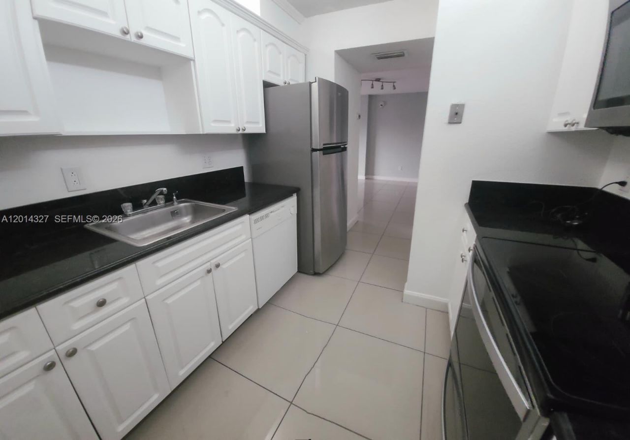 8200 SW 210th St, Unit 103, Cutler Bay, FL 33189 Photo