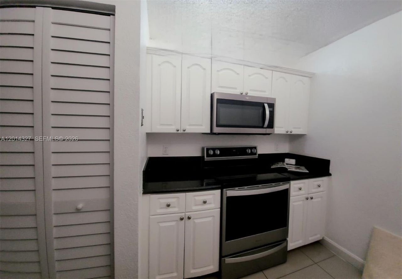 8200 SW 210th St, Unit 103, Cutler Bay, FL 33189 Photo
