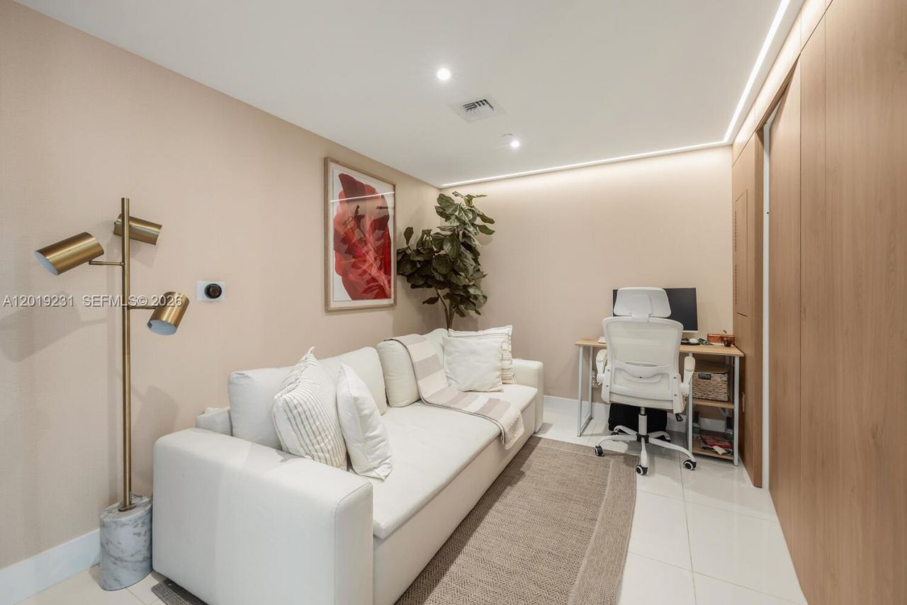 1300 S Miami Ave, Unit 2602, Miami, FL 33130 Photo