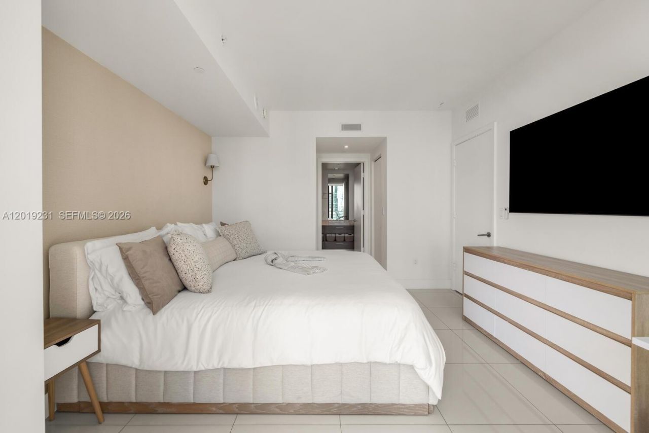 1300 S Miami Ave, Unit 2602, Miami, FL 33130 Photo