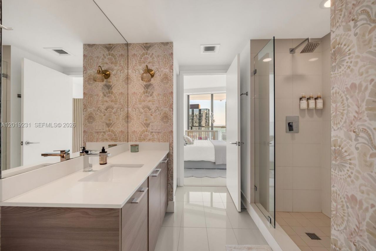 1300 S Miami Ave, Unit 2602, Miami, FL 33130 Photo