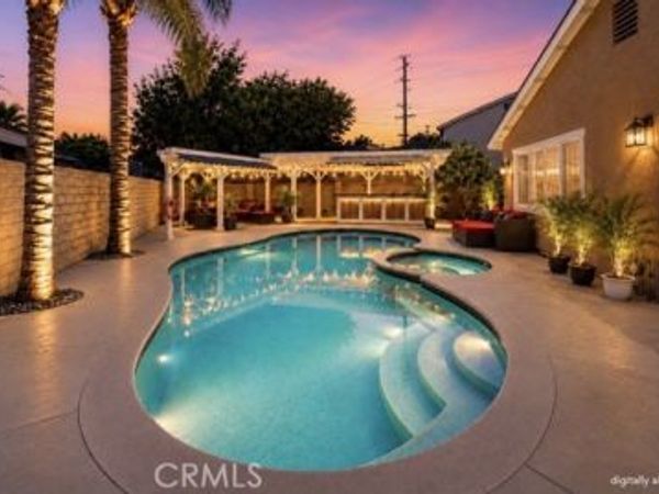 21104 Rosedell Drive, Saugus, CA 91350