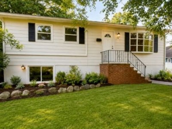 52 Post St, Unit 1, Midland Park, NJ 07432