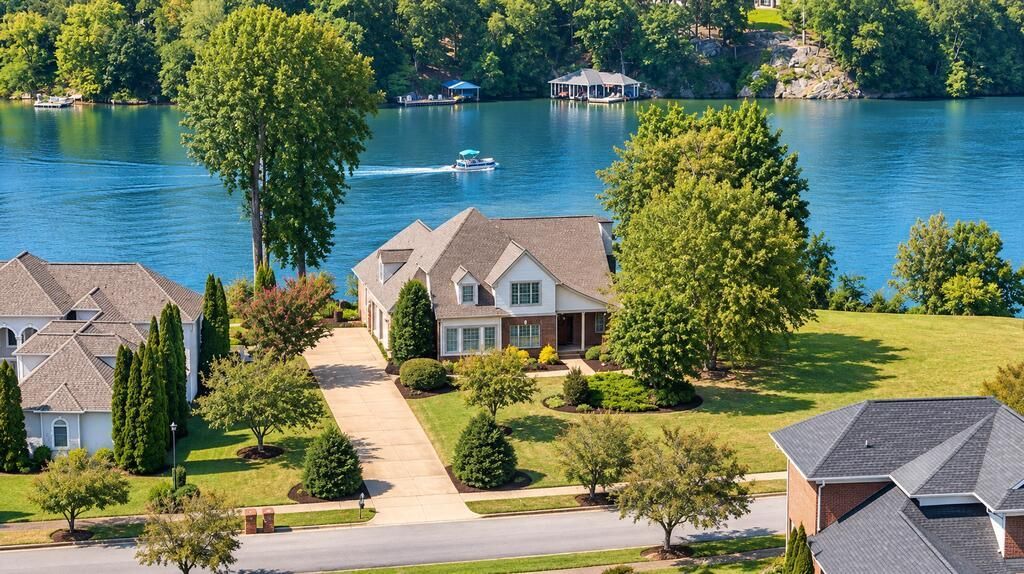 405 Harbor Approach, Johnson City, TN 37615 Main Photo