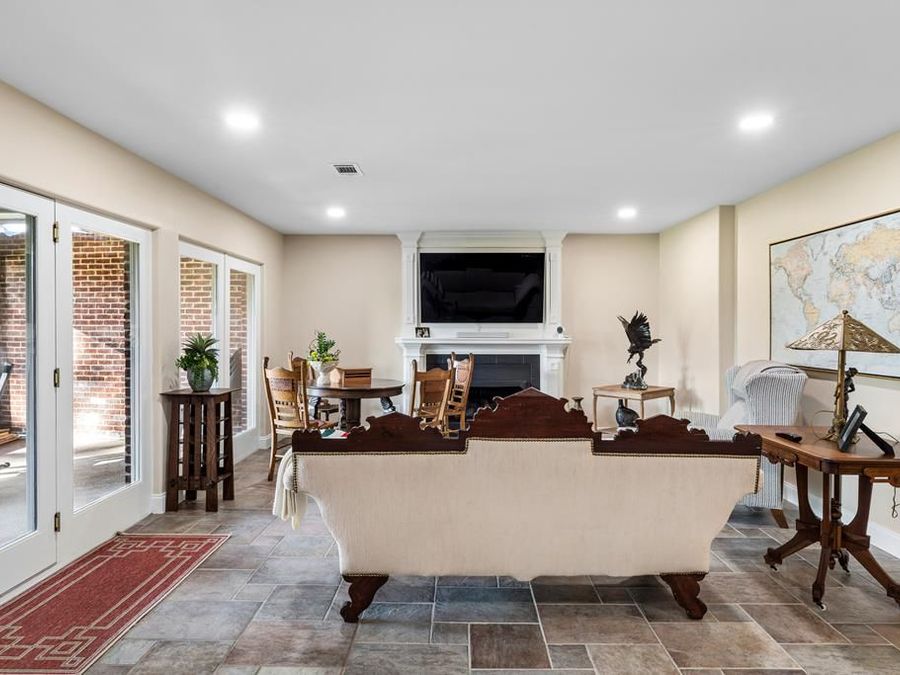 Property Image 112
