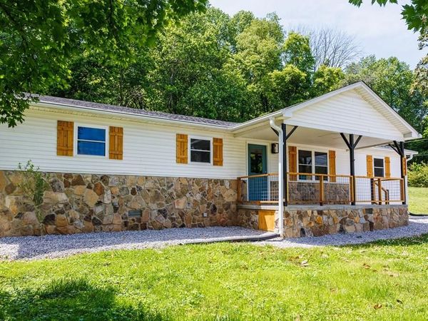 4543 S Creek Rd, Cookeville, TN 38506