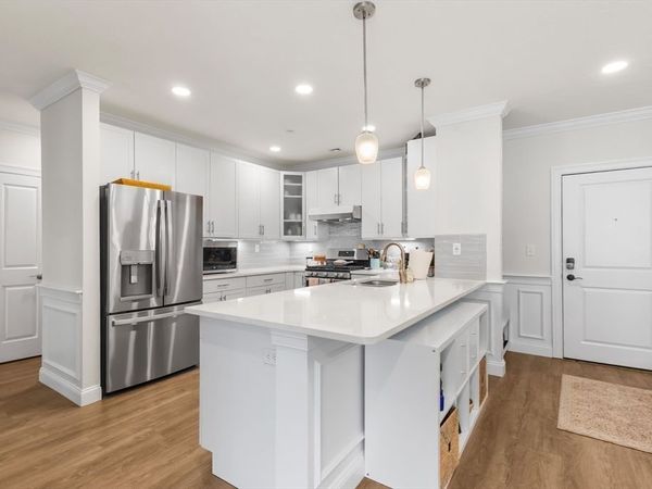 320 Middlesex Ave, Unit B205, Medford, MA 02155