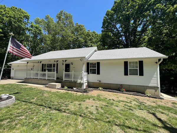 1056 Talking Rocks Road , Branson West, MO 65737