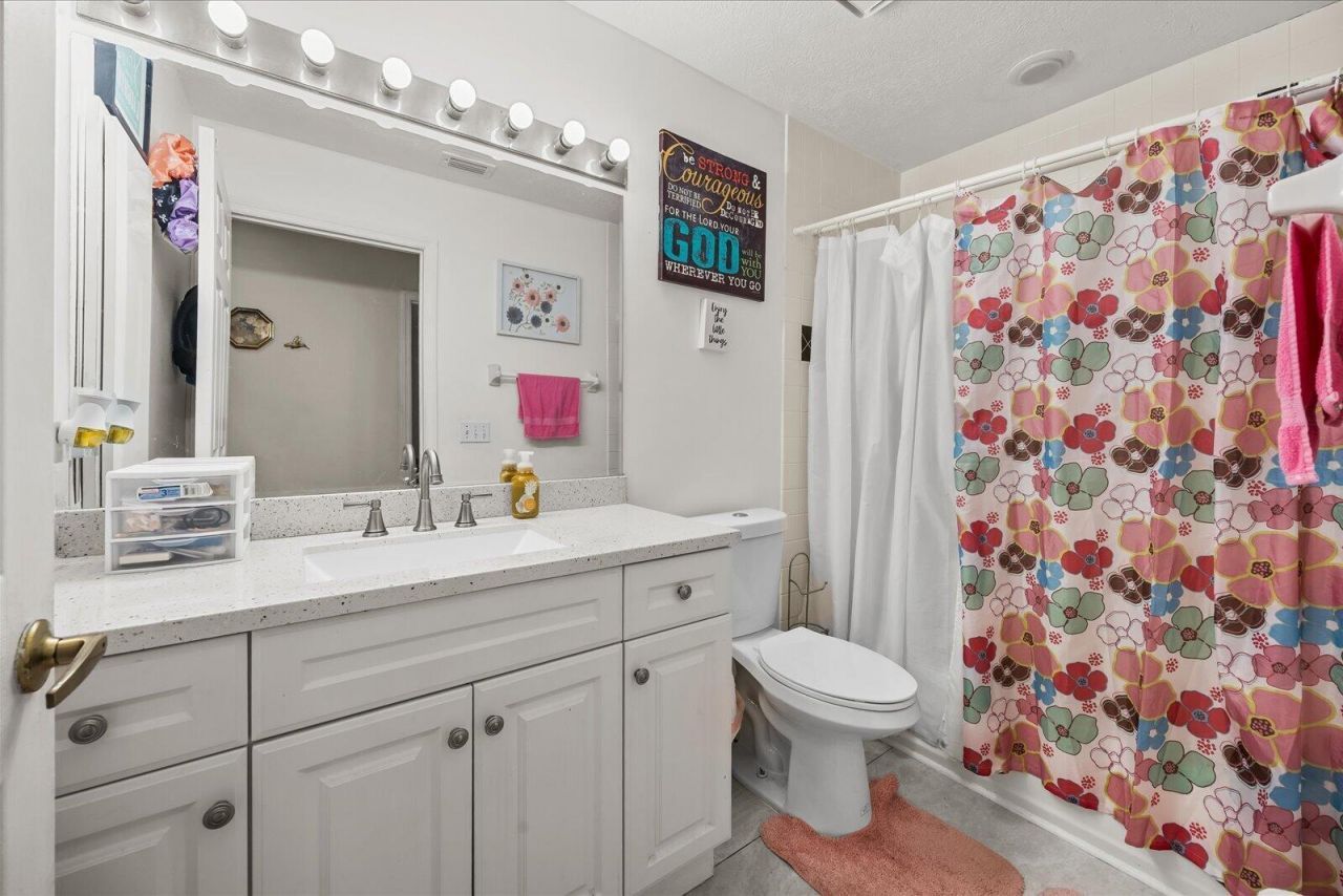 1341 SW Maplewood Drive, Port Saint Lucie, FL 34986 Photo