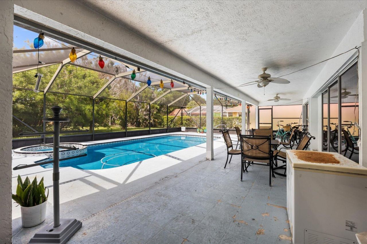 1341 SW Maplewood Drive, Port Saint Lucie, FL 34986 Photo