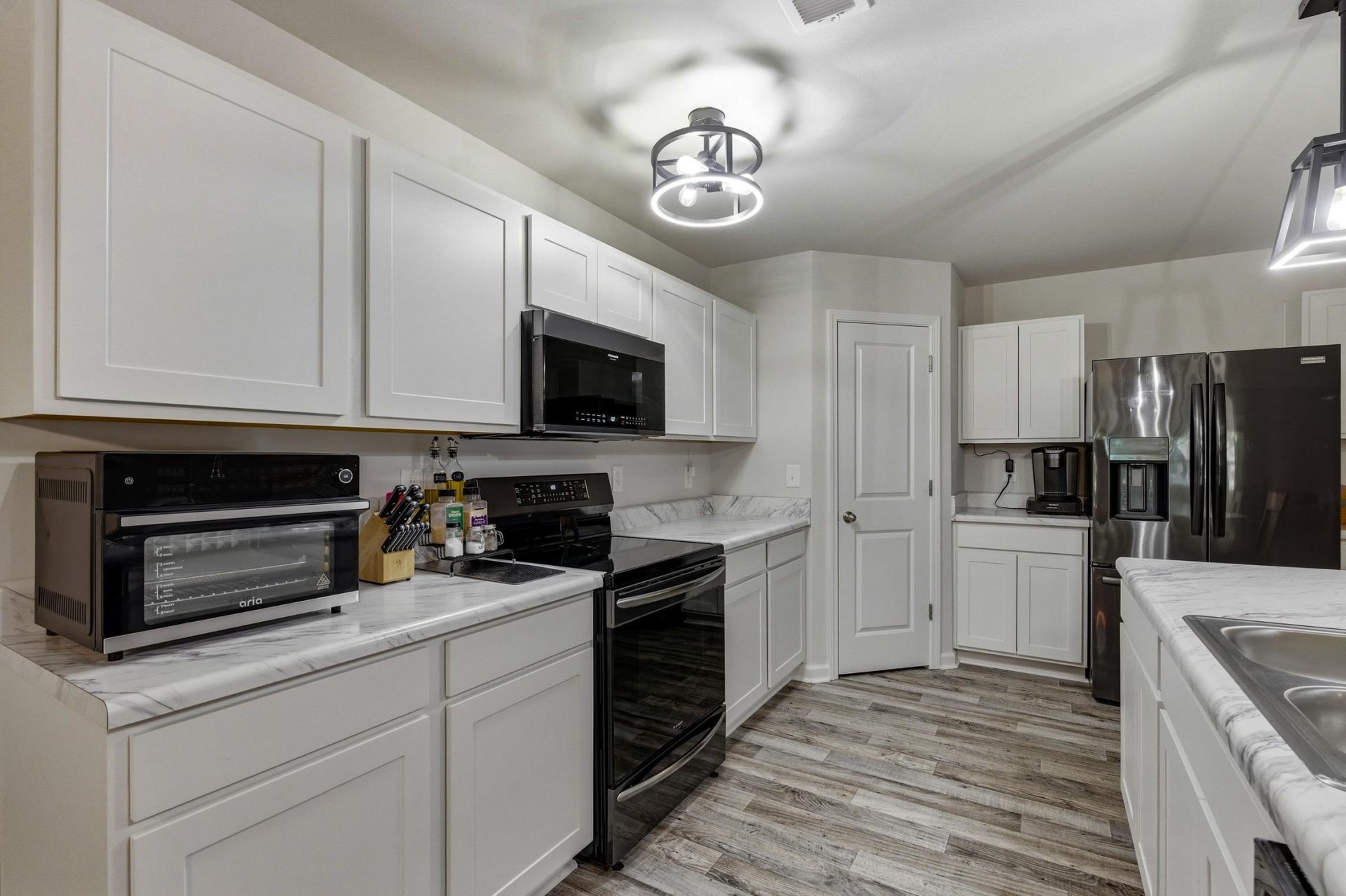 144 Foxford Dr. Photo 8
