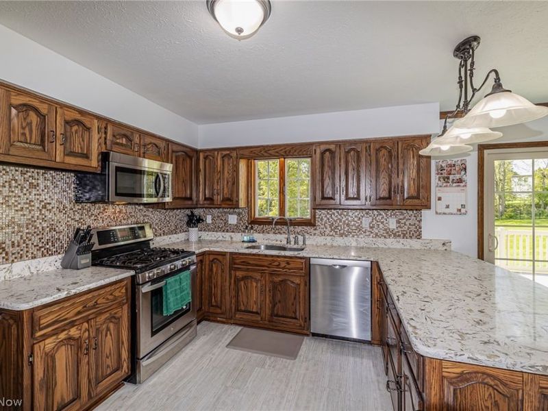 6700 Arlington Drive, Westfield Center, OH 44251 Photo 7