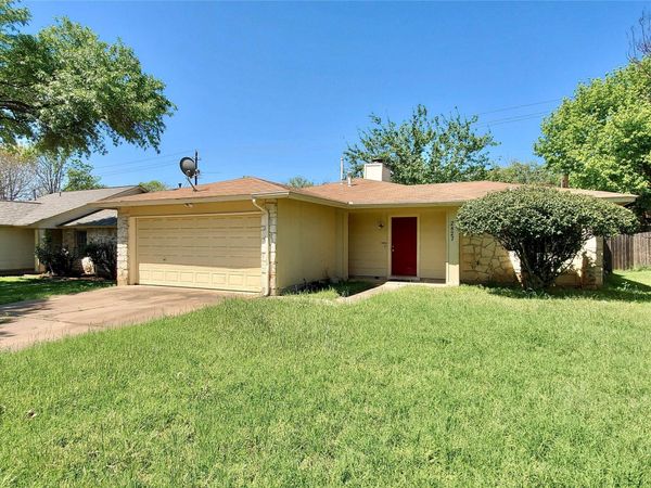 2827 Wilcrest DR, Austin, TX 78748