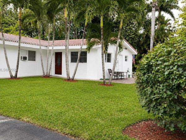 4760 SW 66th Ter , Unit 2, Davie, FL 33314