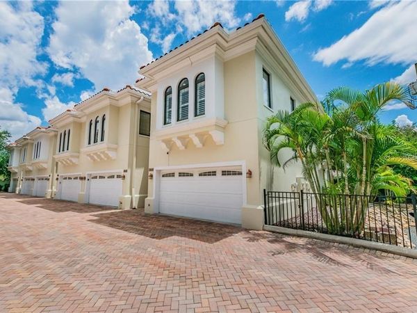 3814 VILLAS DEL SOL COURT, TAMPA, FL 33609