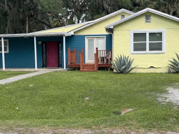 2663 CR 426A , LAKE PANASOFFKEE, FL 33538