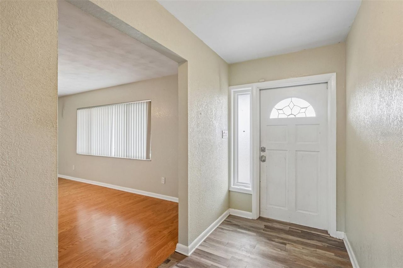 1607 Lark Lane , Brandon, FL 33510 Photo