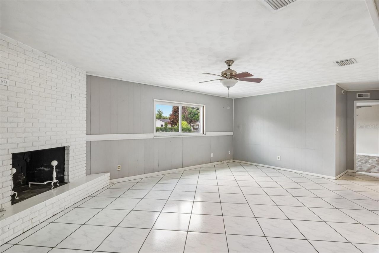 1607 Lark Lane , Brandon, FL 33510 Photo