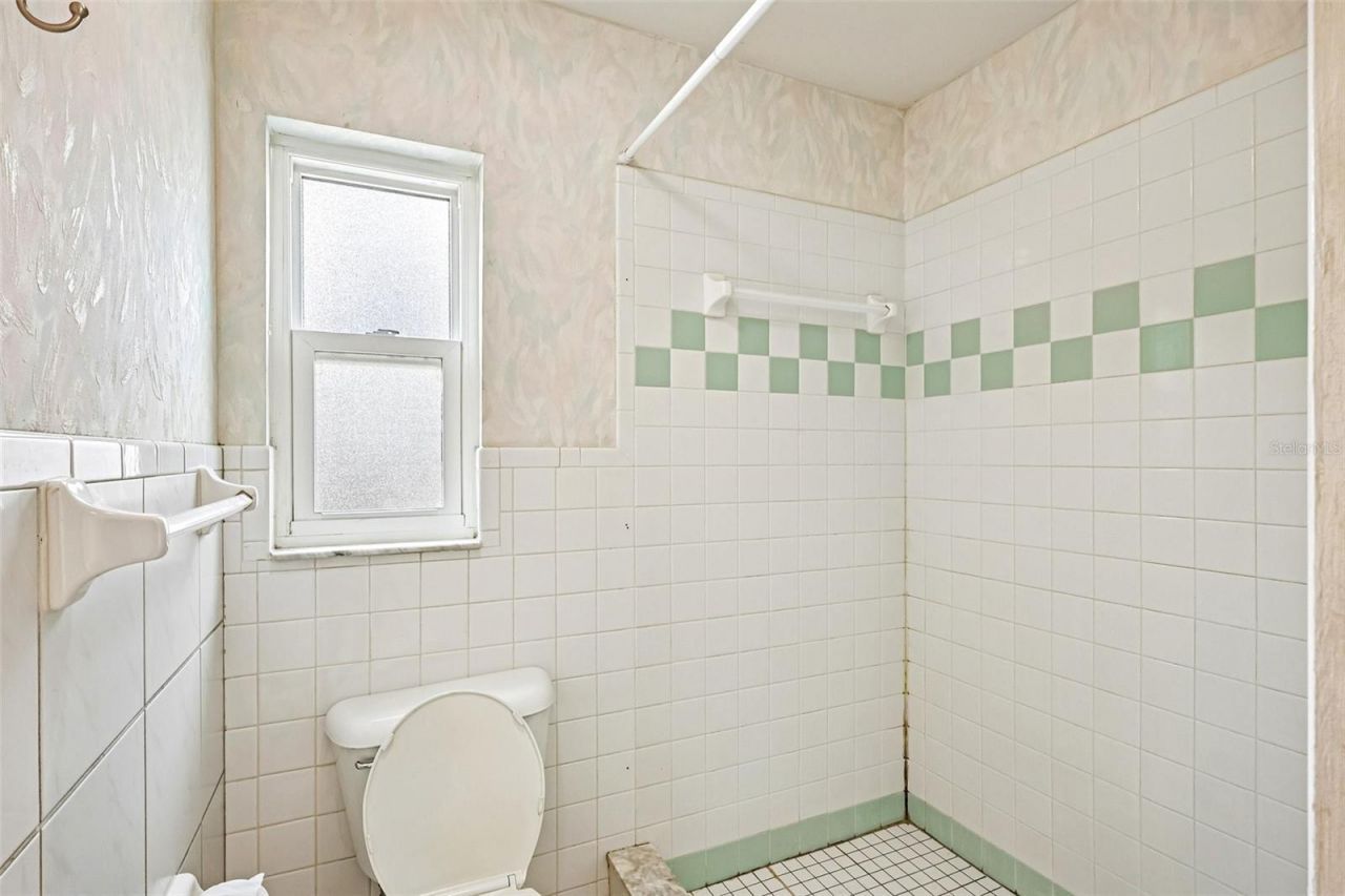 1607 Lark Lane , Brandon, FL 33510 Photo