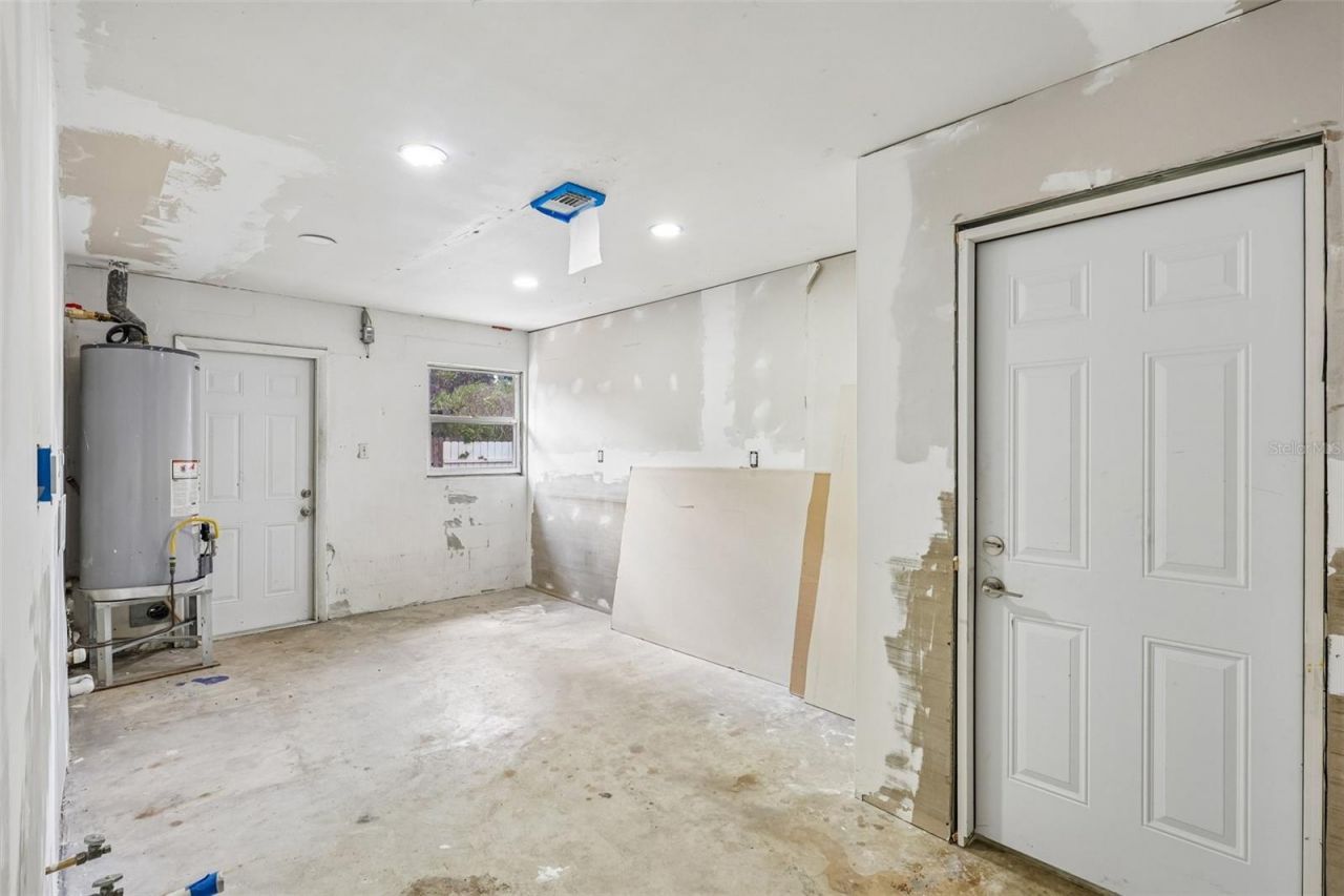 1607 Lark Lane , Brandon, FL 33510 Photo