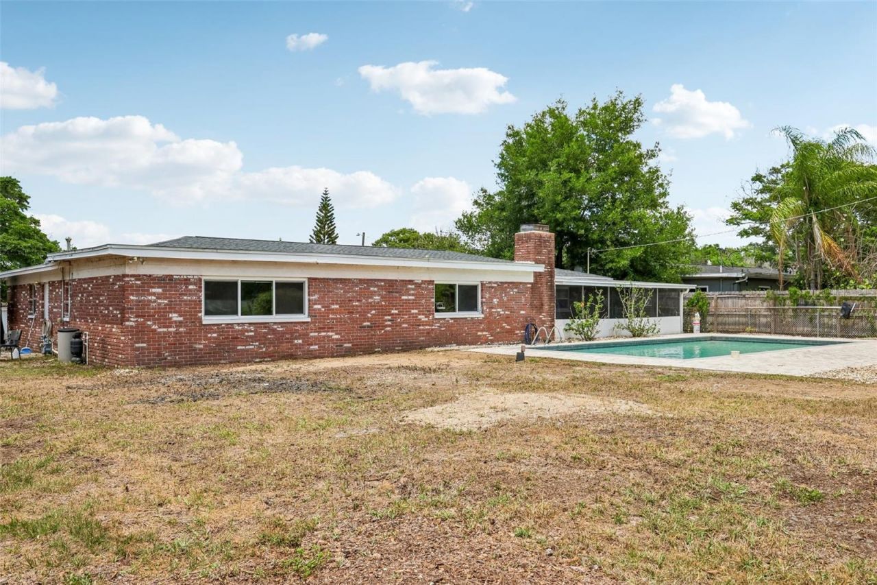 1607 Lark Lane , Brandon, FL 33510 Photo
