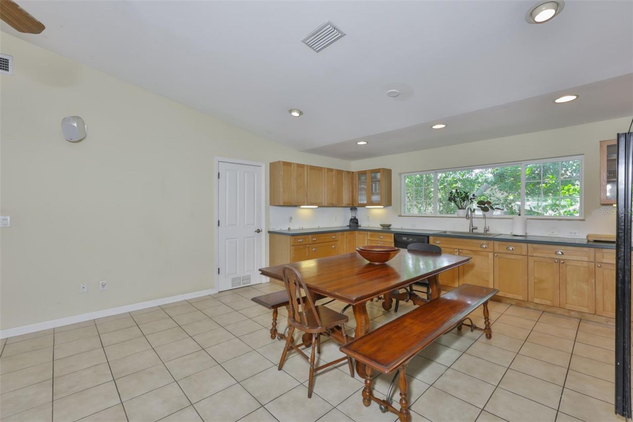 7508 4th Avenue N, Saint Petersburg, FL 33710 Photo