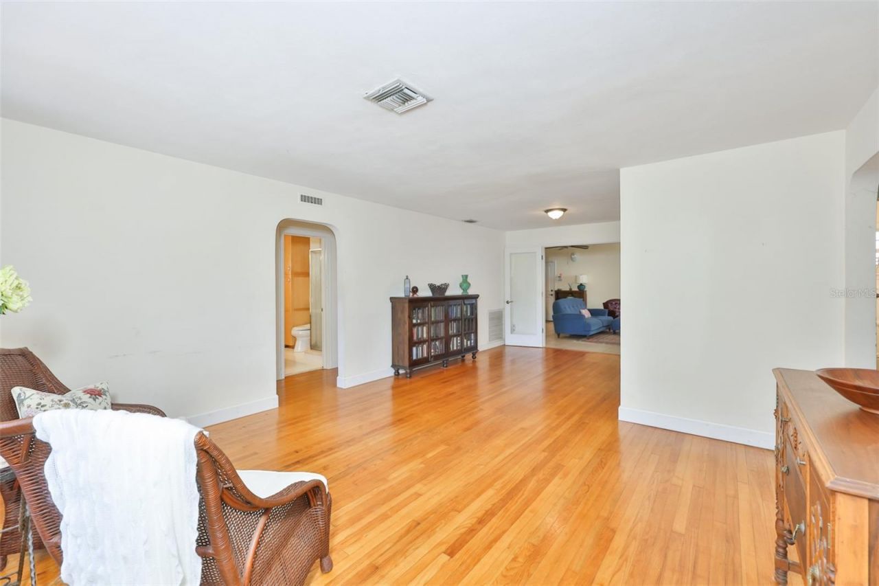 7508 4th Avenue N, Saint Petersburg, FL 33710 Photo