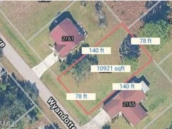 2163 Wyandotte AVE , ALVA, FL 33920
