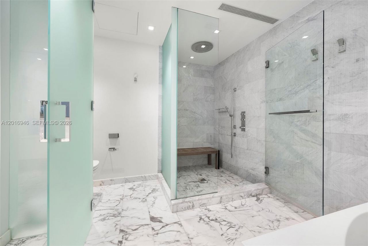 10201 Collins Ave, Unit 1806, Bal Harbour, FL 33154 Photo