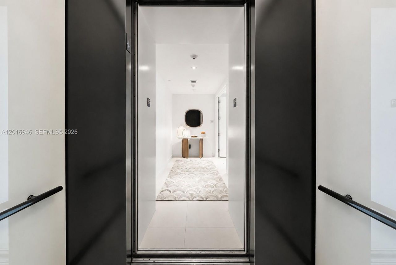 10201 Collins Ave, Unit 1806, Bal Harbour, FL 33154 Photo