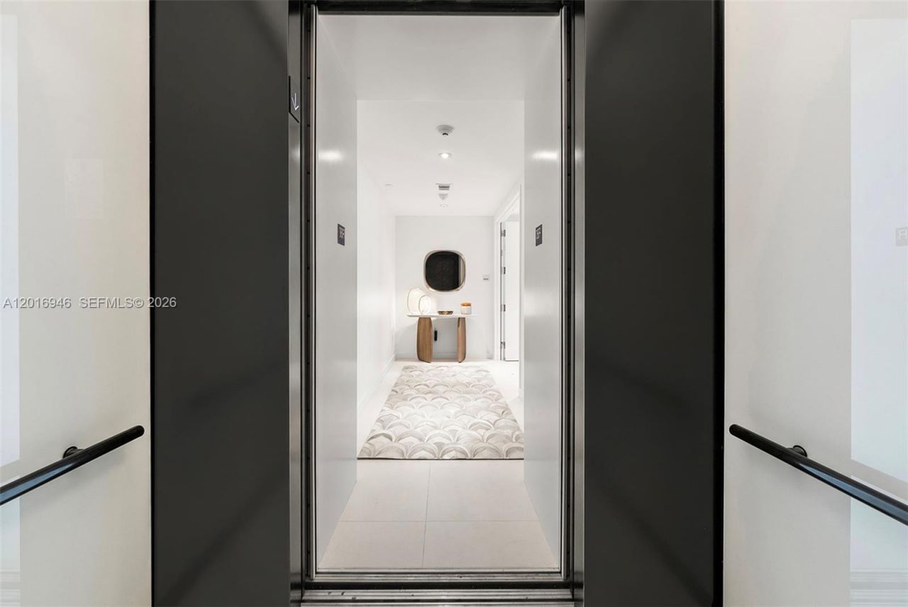 10201 Collins Ave , Unit 1806, Bal Harbour, FL 33154 Photo