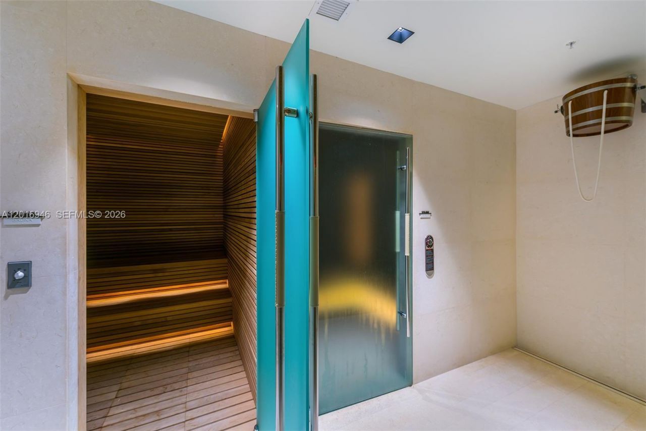 10201 Collins Ave, Unit 1806, Bal Harbour, FL 33154 Photo