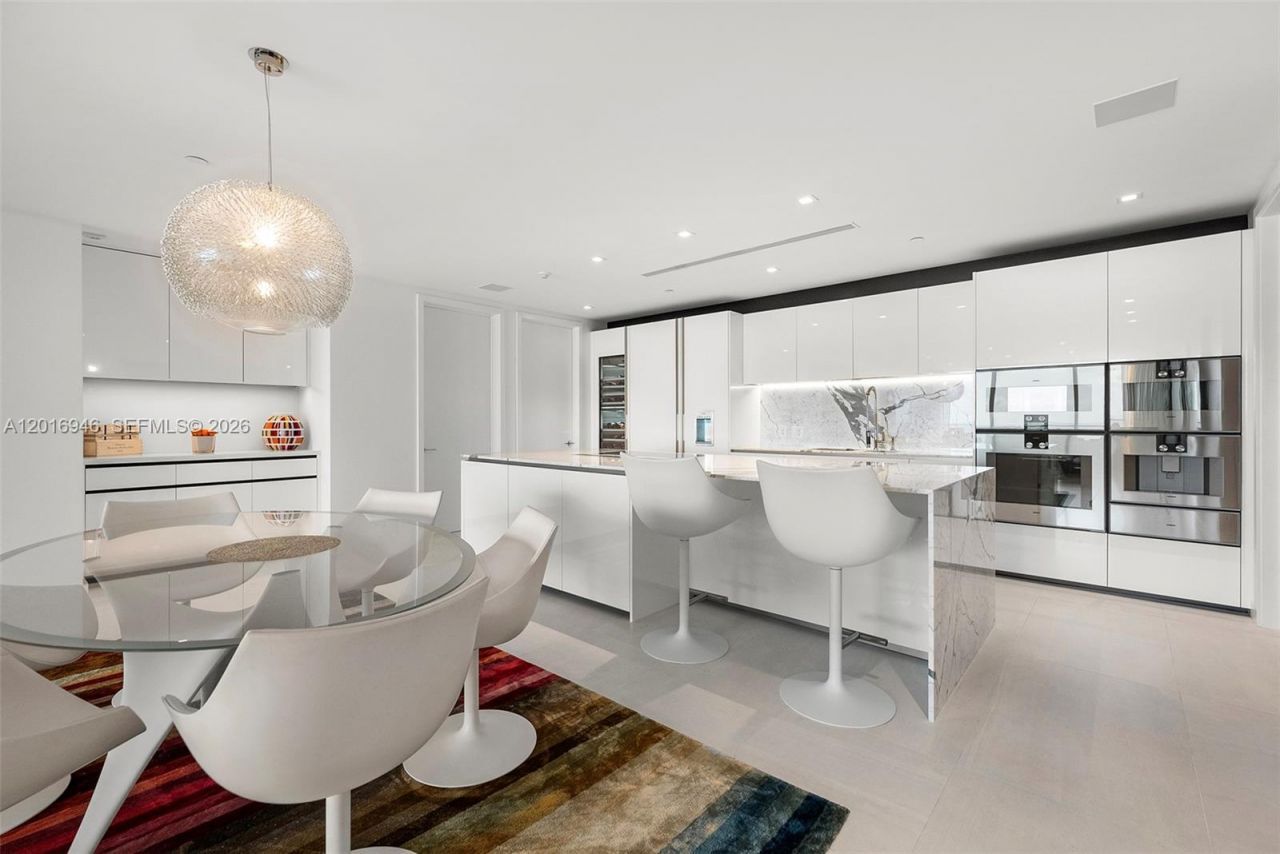 10201 Collins Ave, Unit 1806, Bal Harbour, FL 33154 Photo