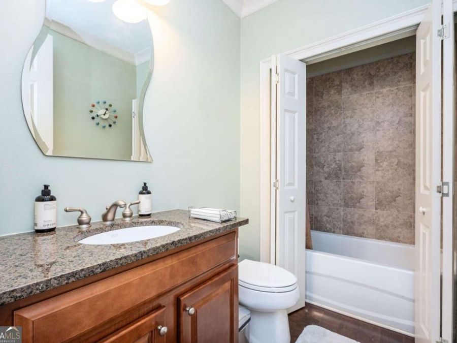 Property Image 28