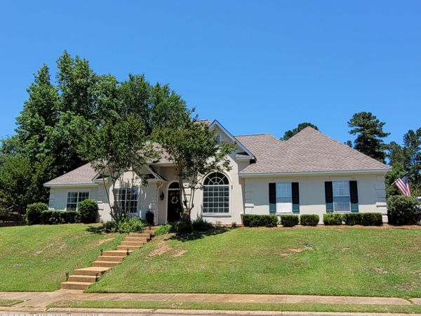 500 Parkview Cove, Brandon, MS 39047