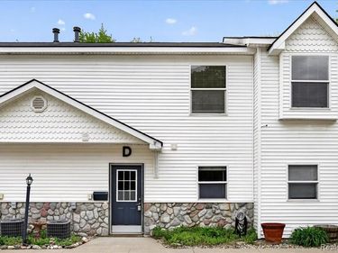48 Broadway St., Suite D, Oxford Vlg, MI 48371