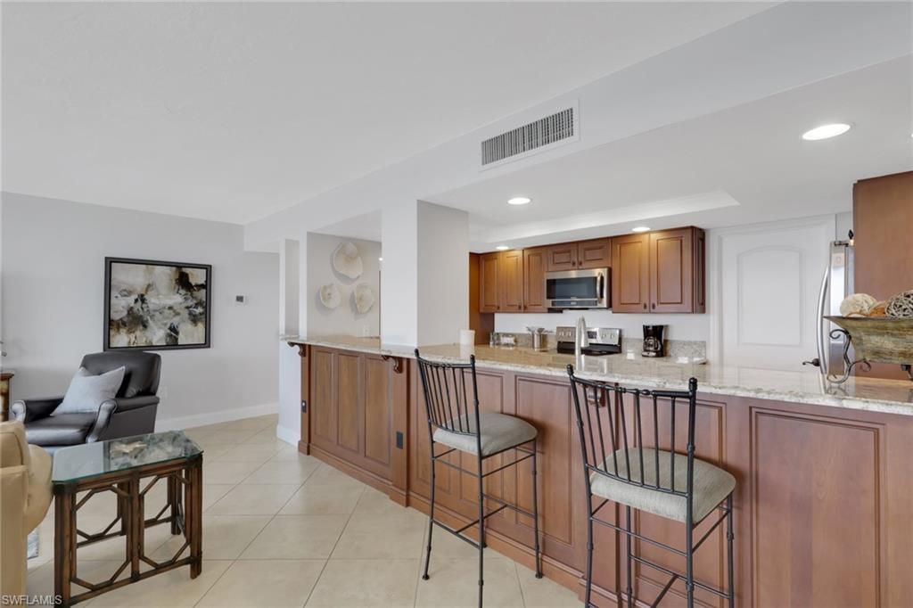10420 Gulf Shore Dr , Unit 162, Naples, FL 34108 Photo
