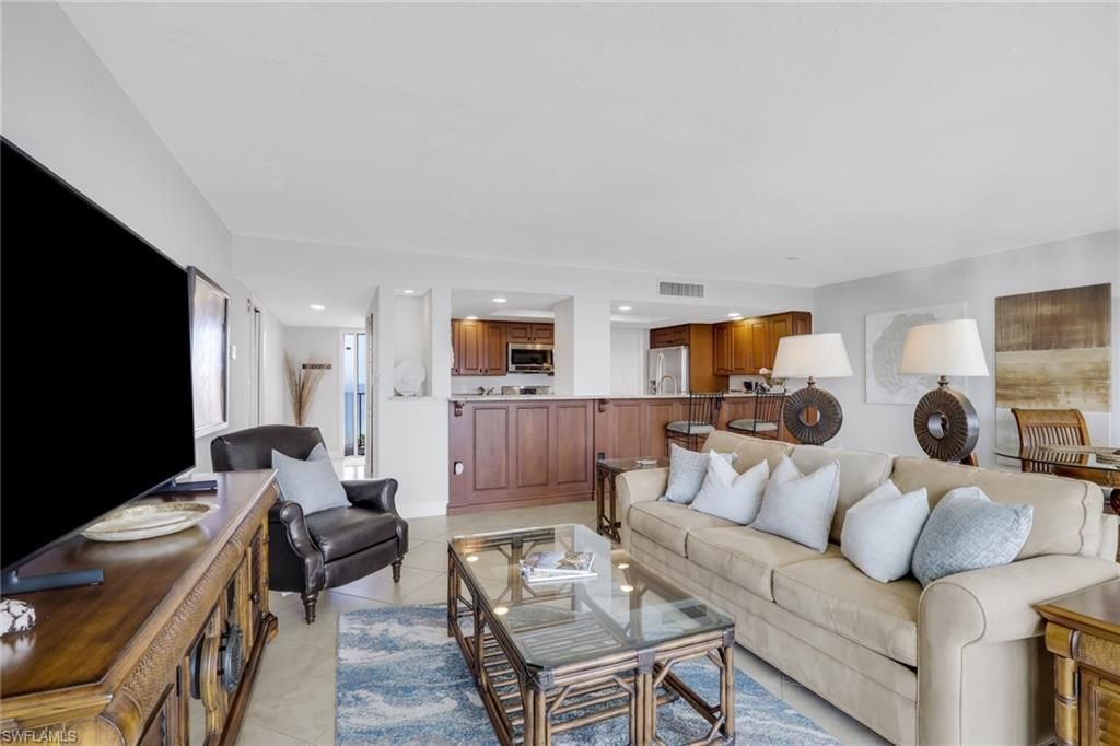 10420 Gulf Shore Dr , Unit 162, Naples, FL 34108 Photo