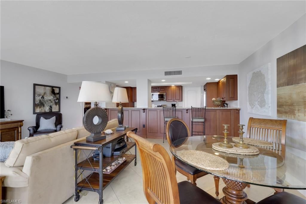 10420 Gulf Shore Dr , Unit 162, Naples, FL 34108 Photo