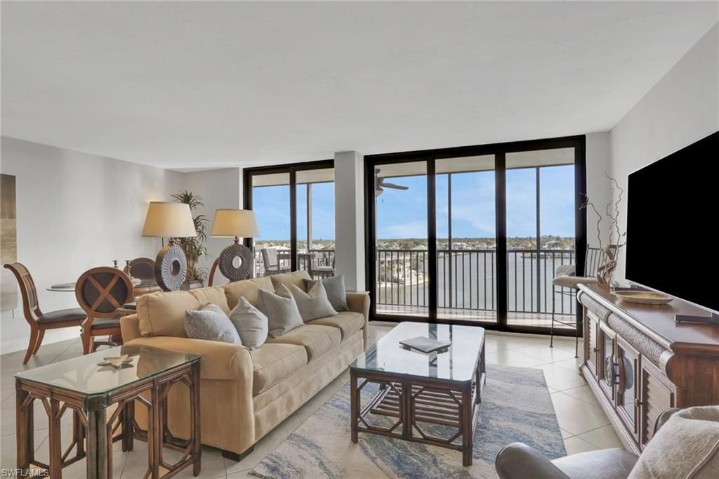 10420 Gulf Shore Dr , Unit 162, Naples, FL 34108 Photo