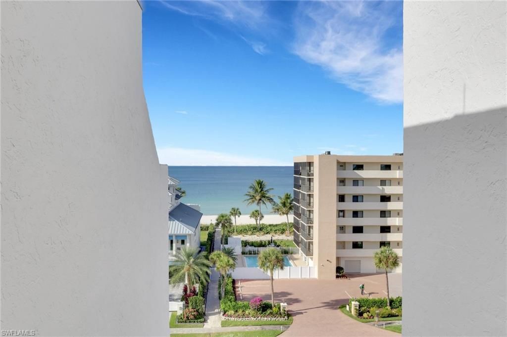 10420 Gulf Shore Dr , Unit 162, Naples, FL 34108 Photo