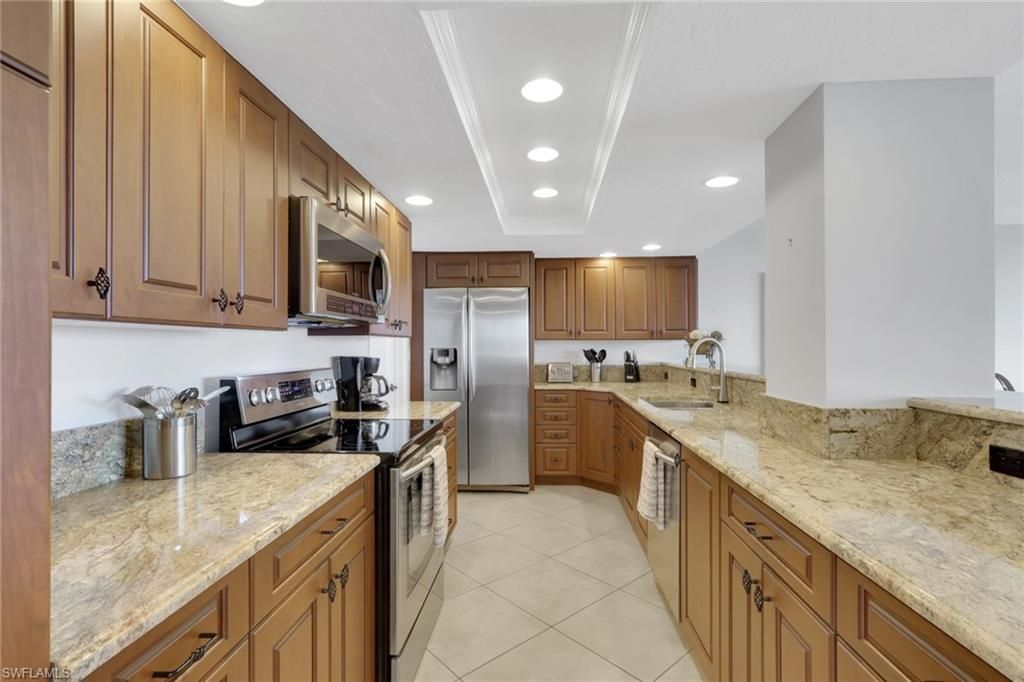 10420 Gulf Shore Dr , Unit 162, Naples, FL 34108 Photo