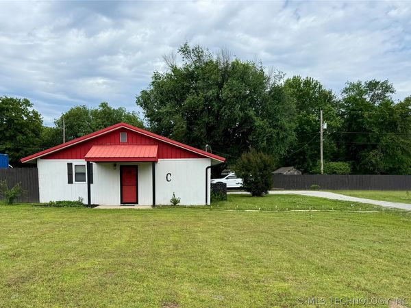 818 N 7th , Okemah, OK 74859
