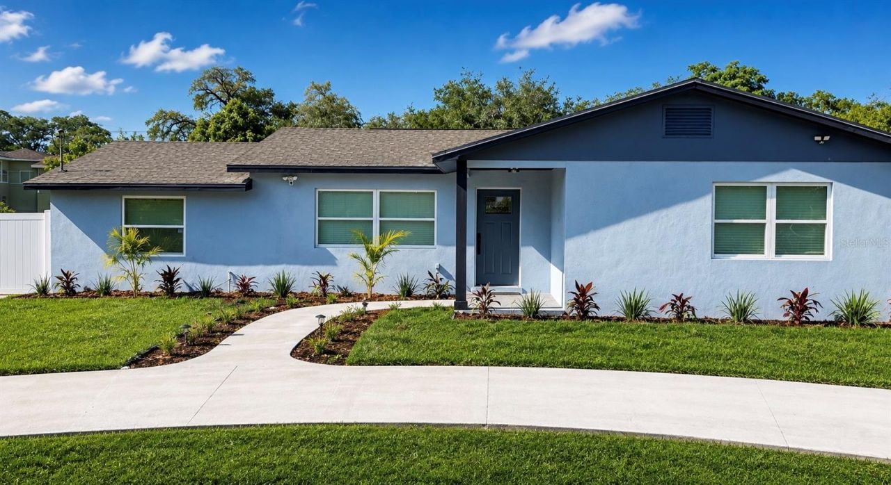 4312 E Grove View Avenue, Tampa, FL 33617 Photo