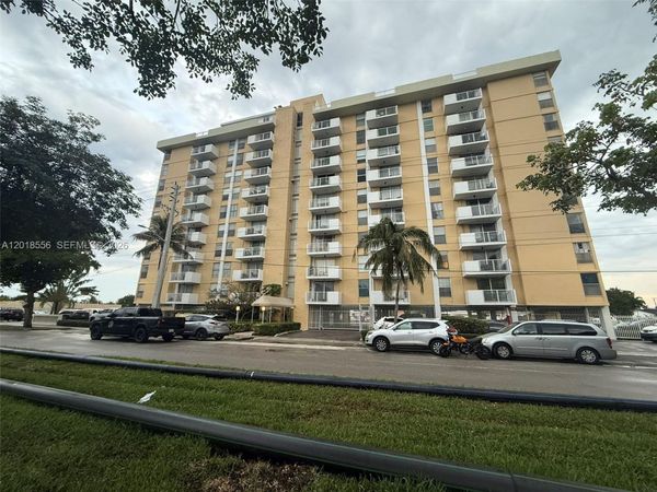 2020 NE 135th St , Unit 503, North Miami, FL 33181