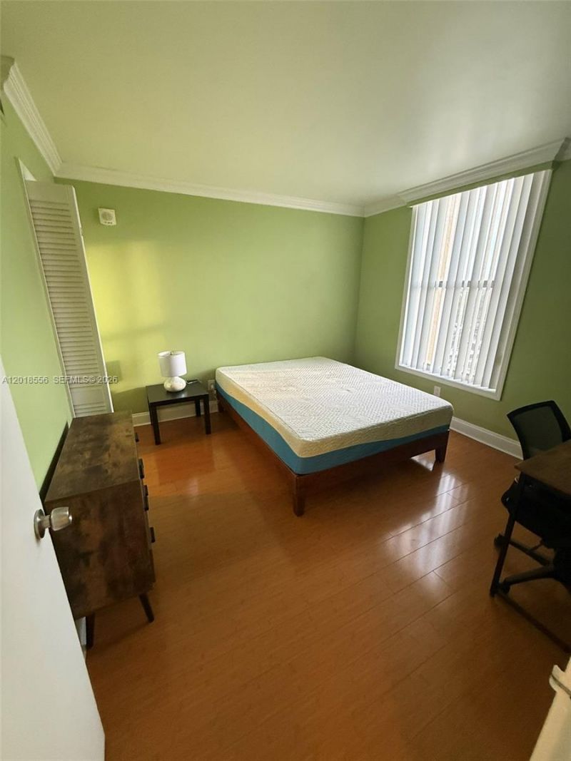 2020 NE 135th St , Unit 503, North Miami, FL 33181 Photo