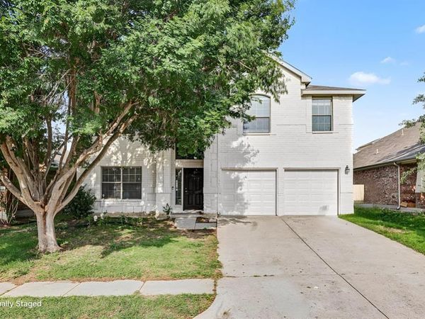 1816 Marlin Drive, Aubrey, TX 76227