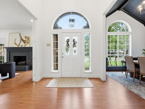 9017 Laredo Drive , Irving, TX 75063