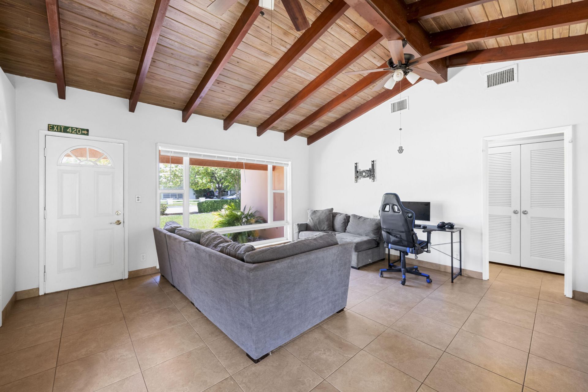 4511 Seagrape Drive, Lauderdale by the Sea, FL 33308 Photo
