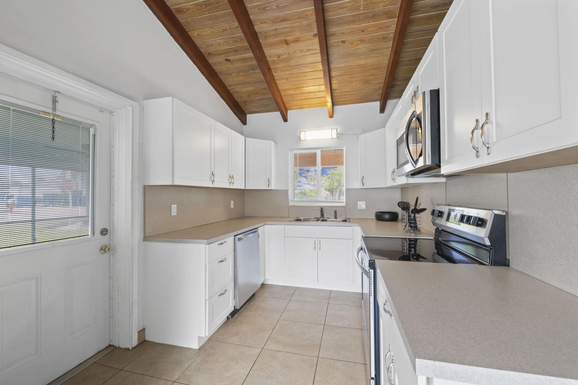 4511 Seagrape Drive, Lauderdale by the Sea, FL 33308 Photo